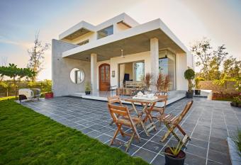 Manna Villa has Balcony rooms