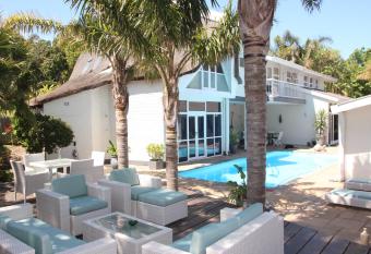 Southern Cross Guesthouse allows 18 year olds to book a room