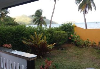 Maison Belle Baie allows 18 year olds to book a room