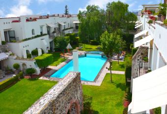 Do  a Urraca Hotel & Spa has Balcony rooms