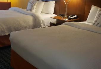 Fairfield Inn & Suites by Marriott Tifton allows 18 year olds to book a room