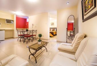 Casa Fanning Hotel allows 18 year olds to book a room