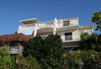 Apartments with a parking space Zavalatica, Korcula - 14204 has Balcony rooms