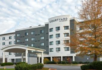 Courtyard by Marriott Bristol has Balcony rooms