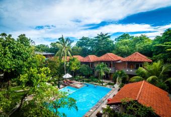 Melasti Kuta Bungalows & Spa allows 18 year olds to book a room