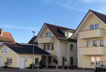 Apartment - Pension Marianna has Balcony rooms