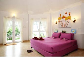 Nimmanoradee Resort - SHA PLUS Certified has Balcony rooms