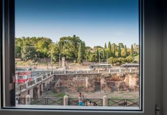 B&B First Floor allows 18 year olds to book a room