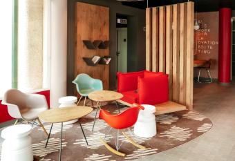 Ibis Hotel Alicante allows 18 year olds to book a room