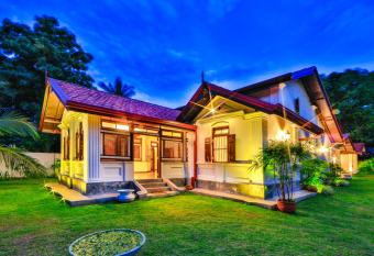 Satiana Collection - Tangalle allows 18 year olds to book a room