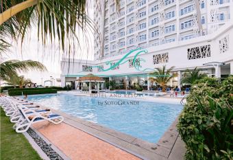 Arterra Hotel and Resort allows 18 year olds to book a room