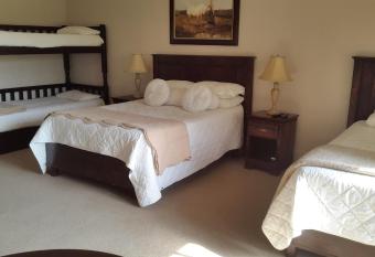 Olive Hill Country Lodge allows 18 year olds to book a room