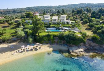 Halkidiki Akti Elia Villas has Balcony rooms