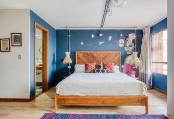 Selina Chapinero Bogota allows 18 year olds to book a room