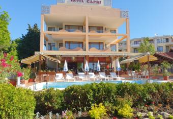 Hotel Capri has Balcony rooms