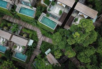 Dinso Resort & Villas Phuket, Vignette Collection, an IHG Hotel allows 18 year olds to book a room