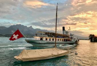 Chalet Oberhofen am Thunersee has Balcony rooms