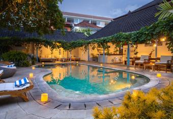 Sanur House has Balcony rooms