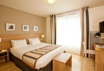 S  jours & Affaires Paris-Vitry allows 18 year olds to book a room