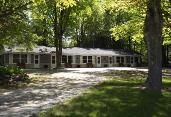 Baileys Sunset Motel allows 18 year olds to book a room