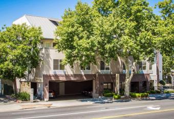 Hotel Med Park Ascend Hotel Collection has Balcony rooms