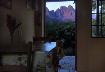 Kierie Kwaak Self Catering has Balcony rooms