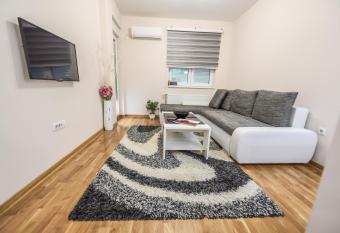 Yasmin Apartment (Pozega in Serbia) has Balcony rooms