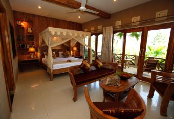 Puri Dajuma Beach Eco-Resort & Spa has Balcony rooms