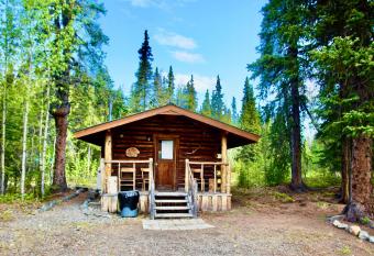 Carlo Creek Cabins has Balcony rooms