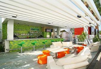 Palms Place Beautiful 51st Floor with Mountain Views has Balcony rooms