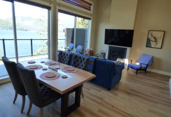 Avatar by Eagle Reach Properties has Balcony rooms