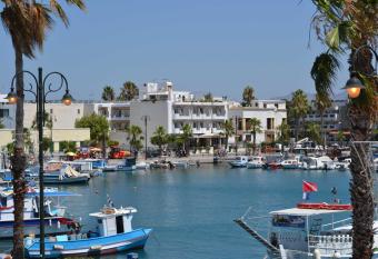 Astron Hotel has Balcony rooms