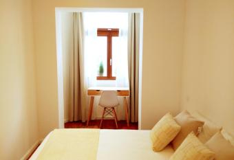 De Mot B&B allows 18 year olds to book a room