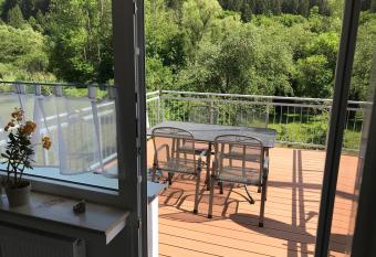 Haus Kyllblick has Balcony rooms