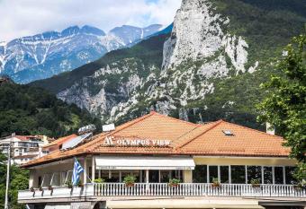 Olympus View Rooms Sauna & Spa allows 18 year olds to book a room