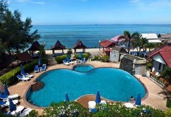 Blue Andaman Lanta Resort has Balcony rooms