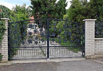 Elizabeth Apartman has Balcony rooms