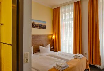 Hotel Little Paris allows 18 year olds to book a room