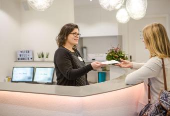 Go2Bed Hotel & Restaurant Weil am Rhein / Basel allows 18 year olds to book a room