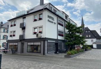 Hotel Hessischer Hof has Balcony rooms