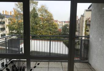 Ferienwohnung am Clara Park has Balcony rooms