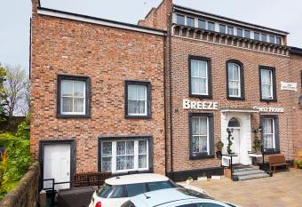Breeze Guest House allows 18 year olds to book a room