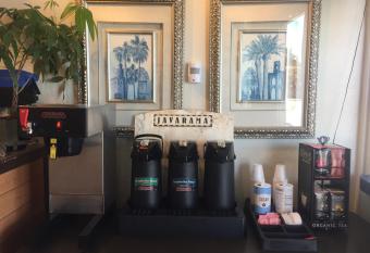 Americas Best Value Inn Red Bluff has Smoking rooms