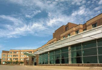 Residence & Conference Centre - Hamilton allows 18 year olds to book a room