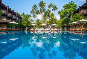 Mermaid Hotel & Club has Balcony rooms