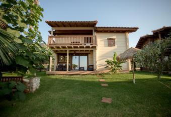 Anthidon Estate has Balcony rooms
