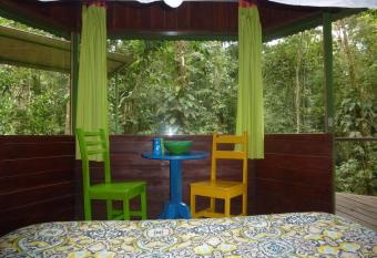 Finca Valeria Treehouses Glamping has Balcony rooms