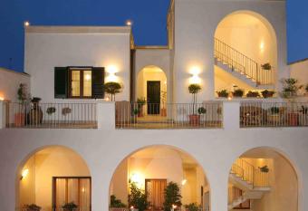 Antico Camino B&B has Balcony rooms