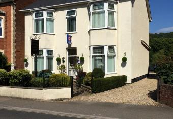 Southcombe Guesthouse allows 18 year olds to book a room