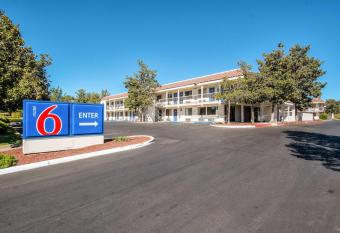 Motel 6 Redding South allows 18 year olds to book a room